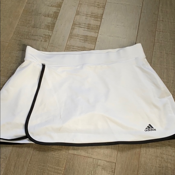 Adidas white tennis/ workout skirt - Picture 1 of 4